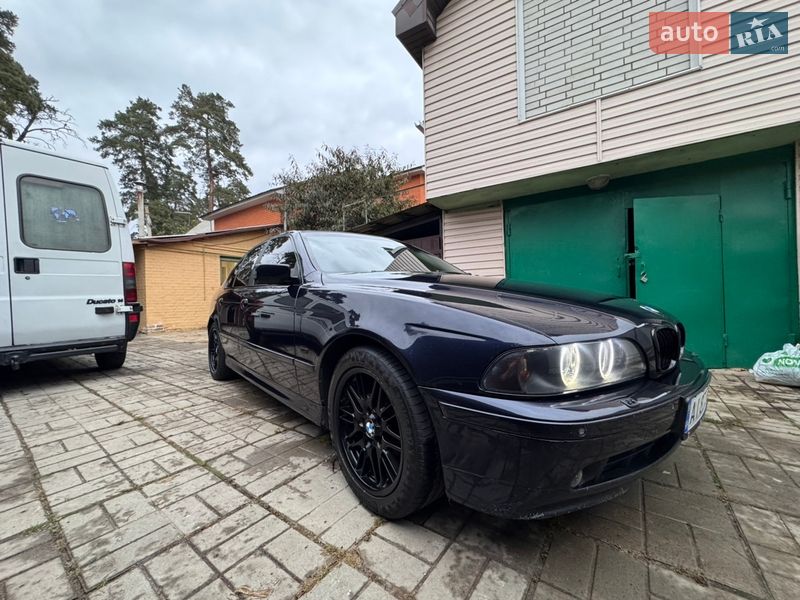 Седан BMW 5 Series 2001 в Буче