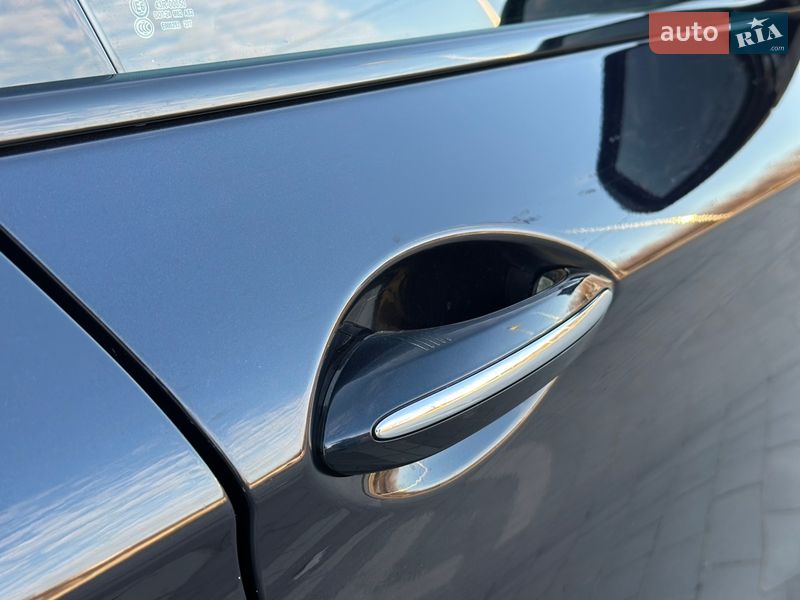 Седан BMW 5 Series 2013 в Львове