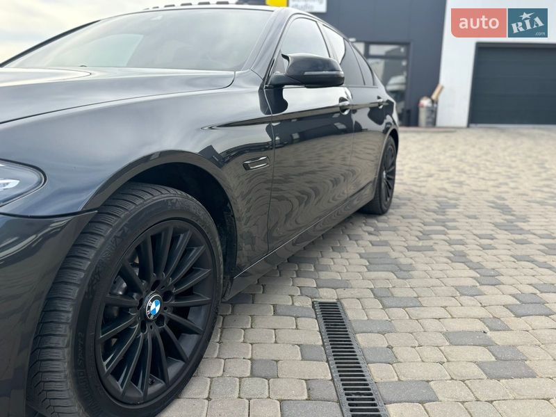Седан BMW 5 Series 2013 в Ужгороде