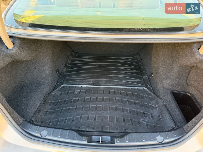 Седан BMW 5 Series 2011 в Киеве