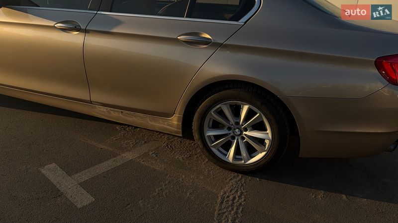 Седан BMW 5 Series 2011 в Киеве