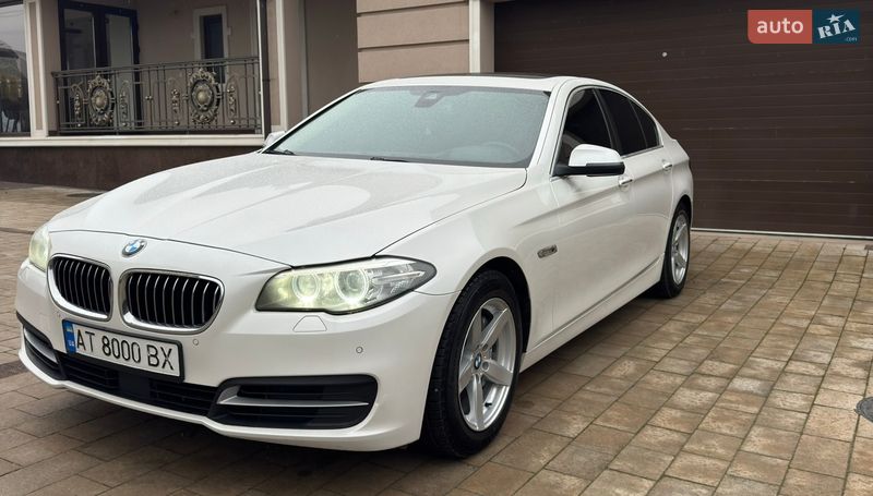 Седан BMW 5 Series 2013 в Львові