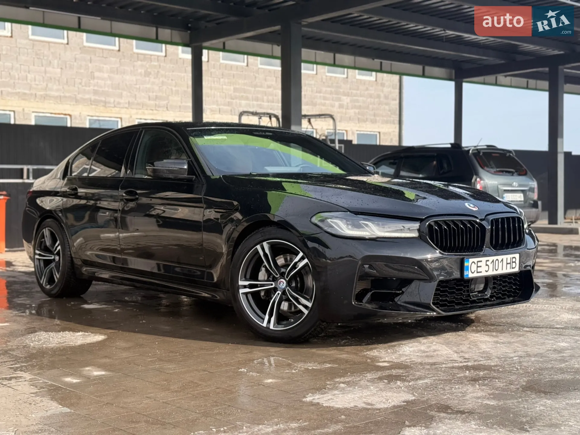 2023 BMW 5er - мініатюра 2