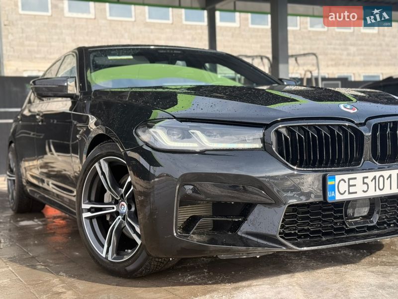 Седан BMW 5 Series 2023 в Кам'янець-Подільському