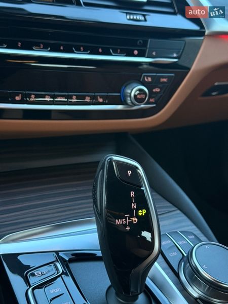Седан BMW 5 Series 2023 в Кам'янець-Подільському