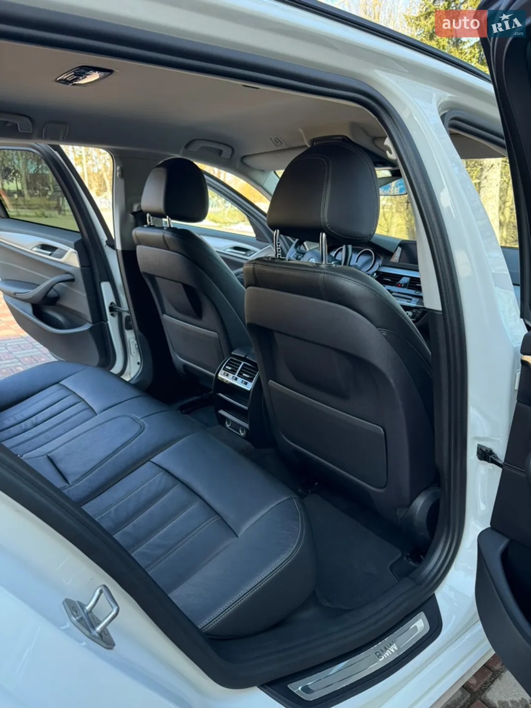 2017 BMW 5er - мініатюра 31