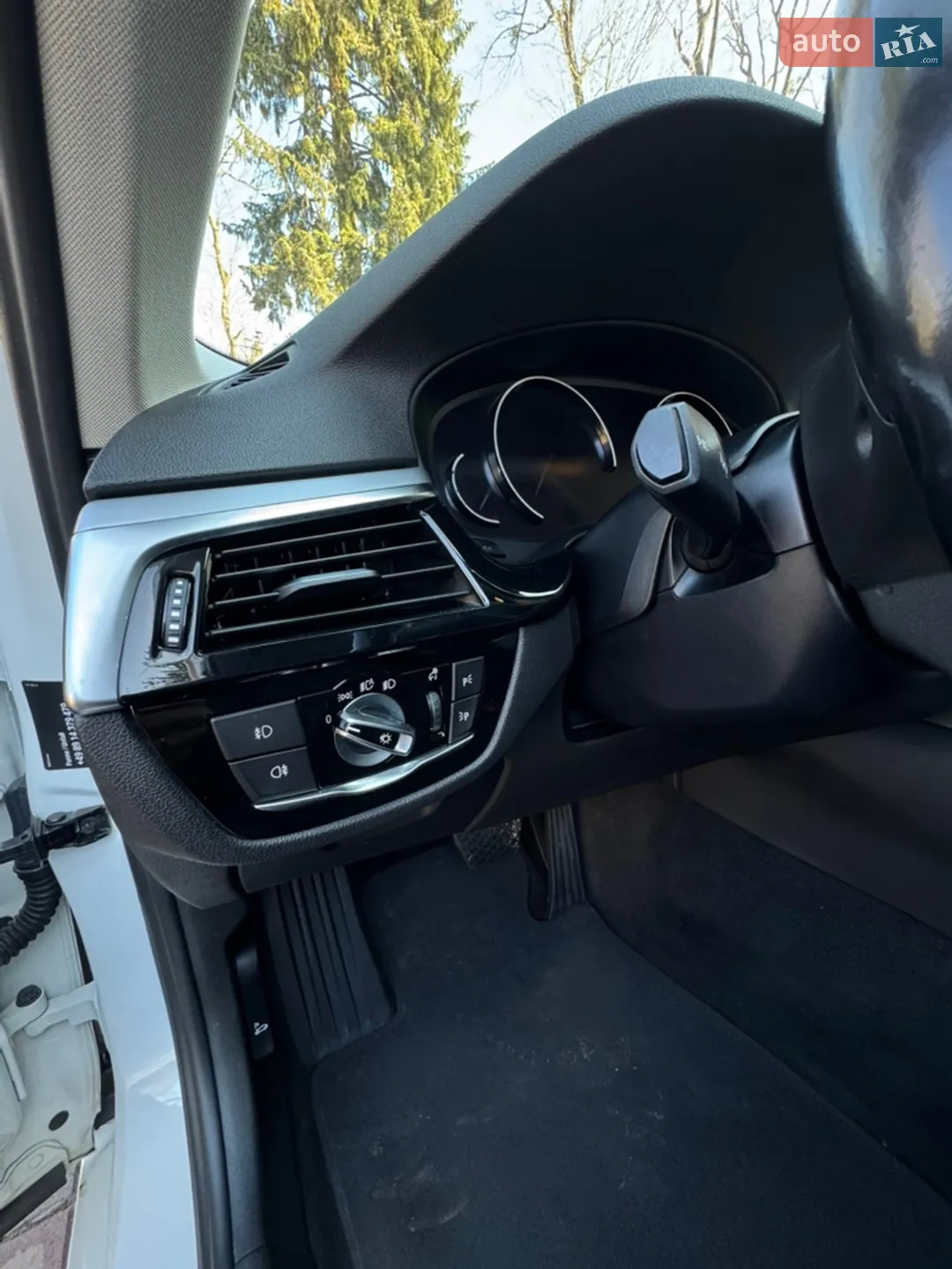 2017 BMW 5er - мініатюра 38