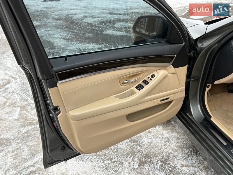 Седан BMW 5 Series 2014 в Виннице