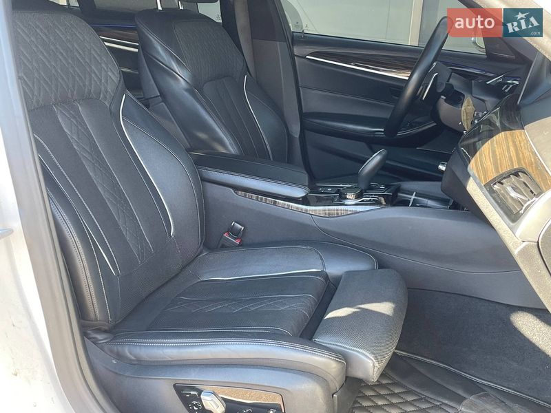 Седан BMW 5 Series 2018 в Киеве