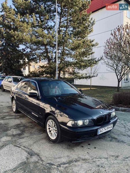 BMW 5 Series 2001