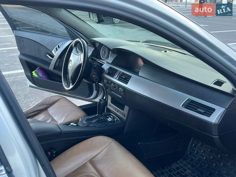 Универсал BMW 5 Series 2004 в Ровно