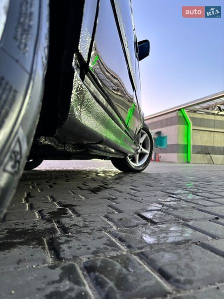 Седан BMW 5 Series 1988 в Одессе