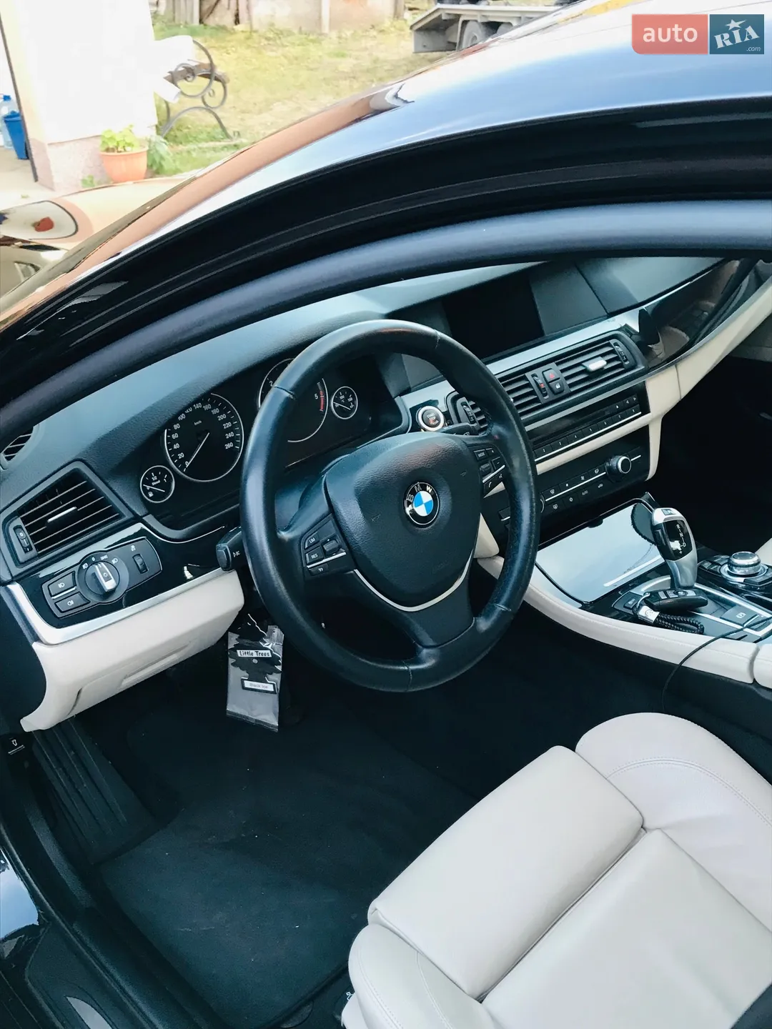 2010 BMW 5er - мініатюра 4