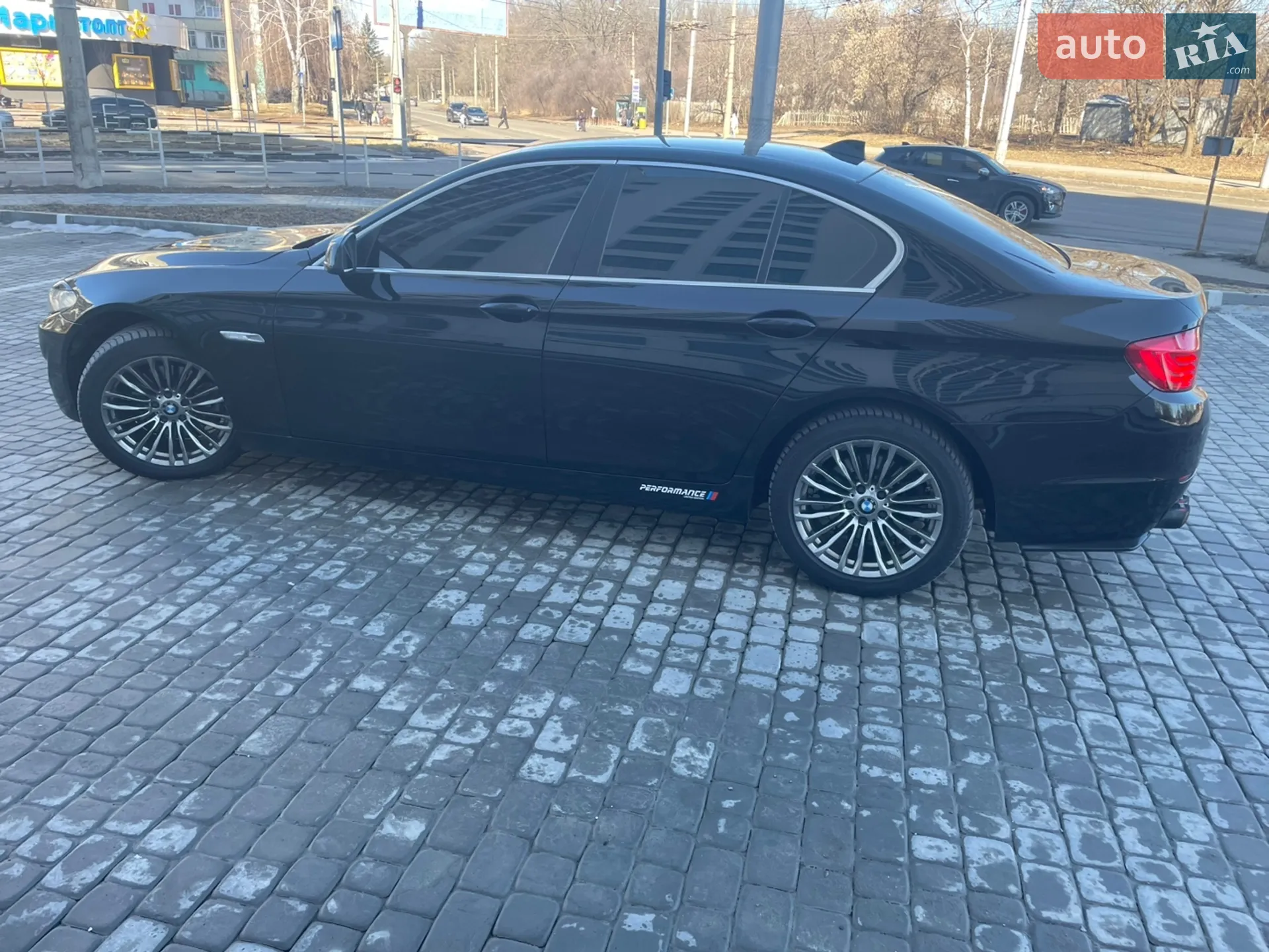2010 BMW 5er - мініатюра 5