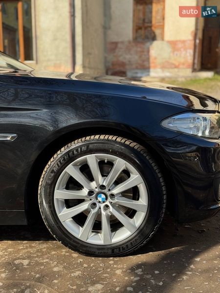 Седан BMW 5 Series 2016 в Калуше