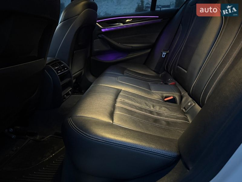 Седан BMW 5 Series 2018 в Виннице
