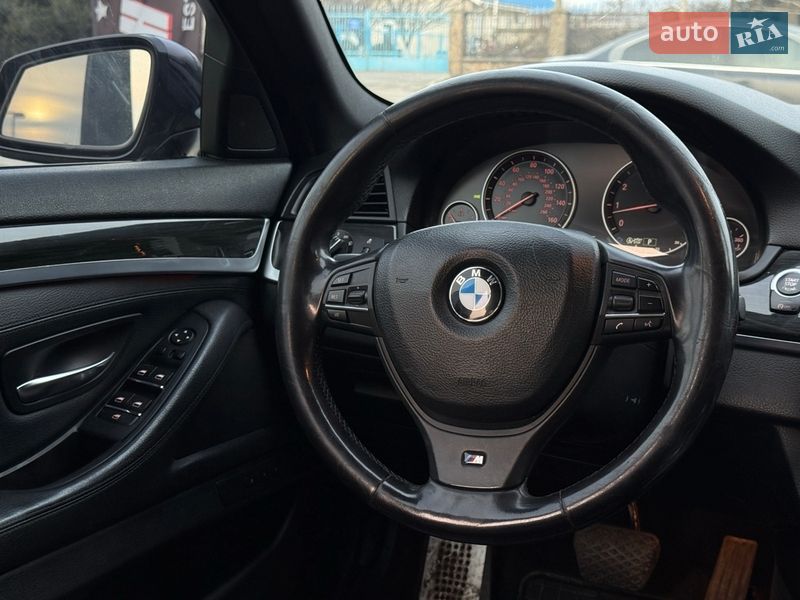 Седан BMW 5 Series 2013 в Ужгороде