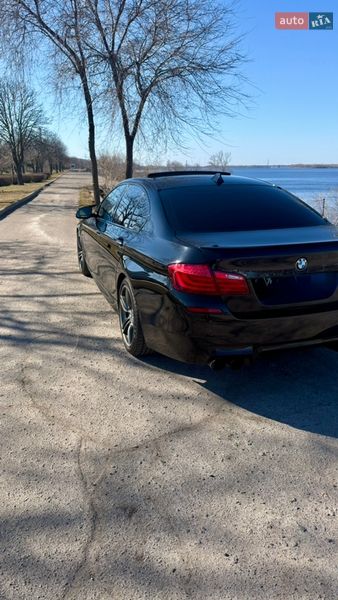 Седан BMW 5 Series 2013 в Днепре