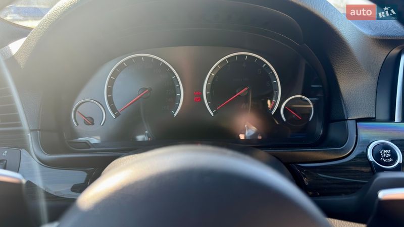 Седан BMW 5 Series 2013 в Днепре