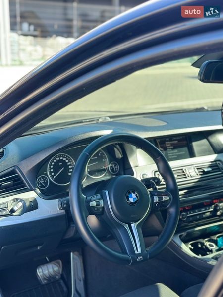 Седан BMW 5 Series 2012 в Первомайске