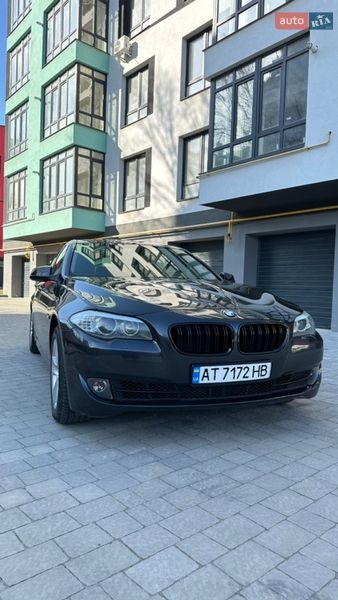 Седан BMW 5 Series 2012 в Ивано-Франковске