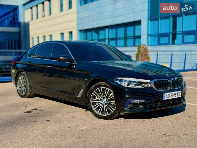 Седан BMW 5 Series 2018 в Киеве