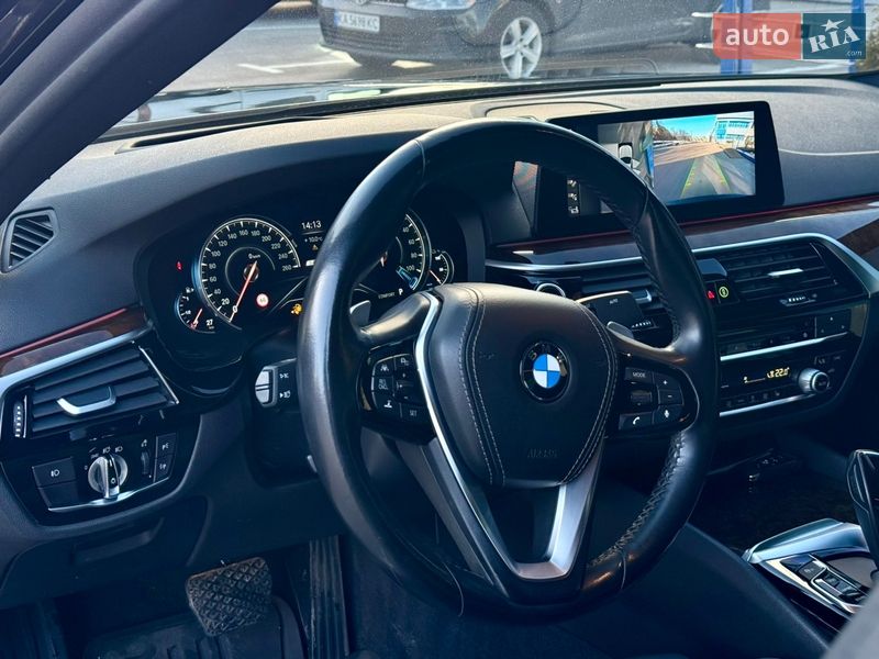 Седан BMW 5 Series 2018 в Киеве