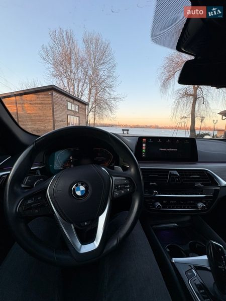 Седан BMW 5 Series 2019 в Киеве