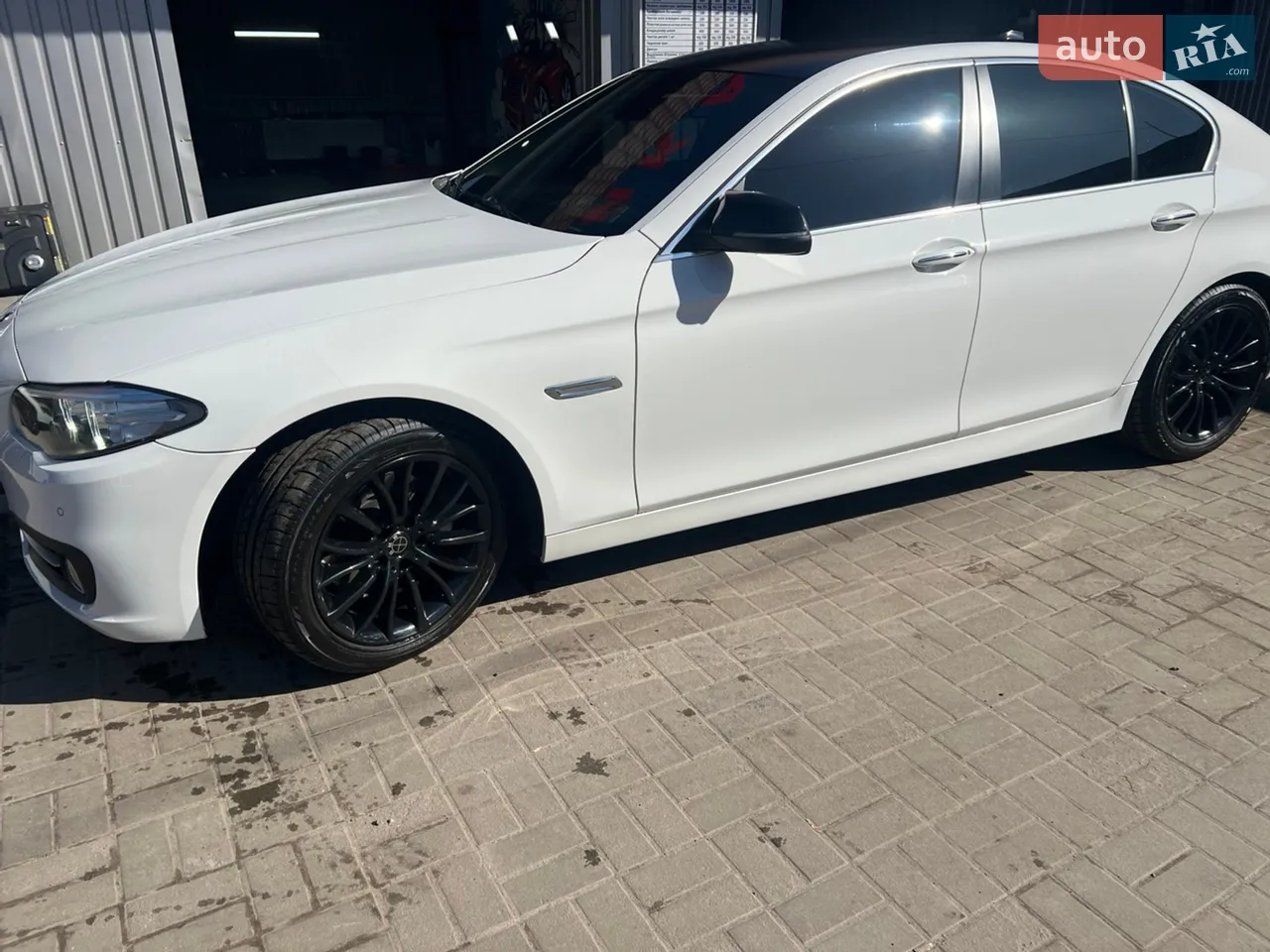 2016 BMW 5er - мініатюра 29