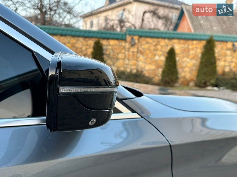 Седан BMW 5 Series 2017 в Могилев-Подольске фото 24 Седан BMW 5 Series 2017 в Могилев-Подольске