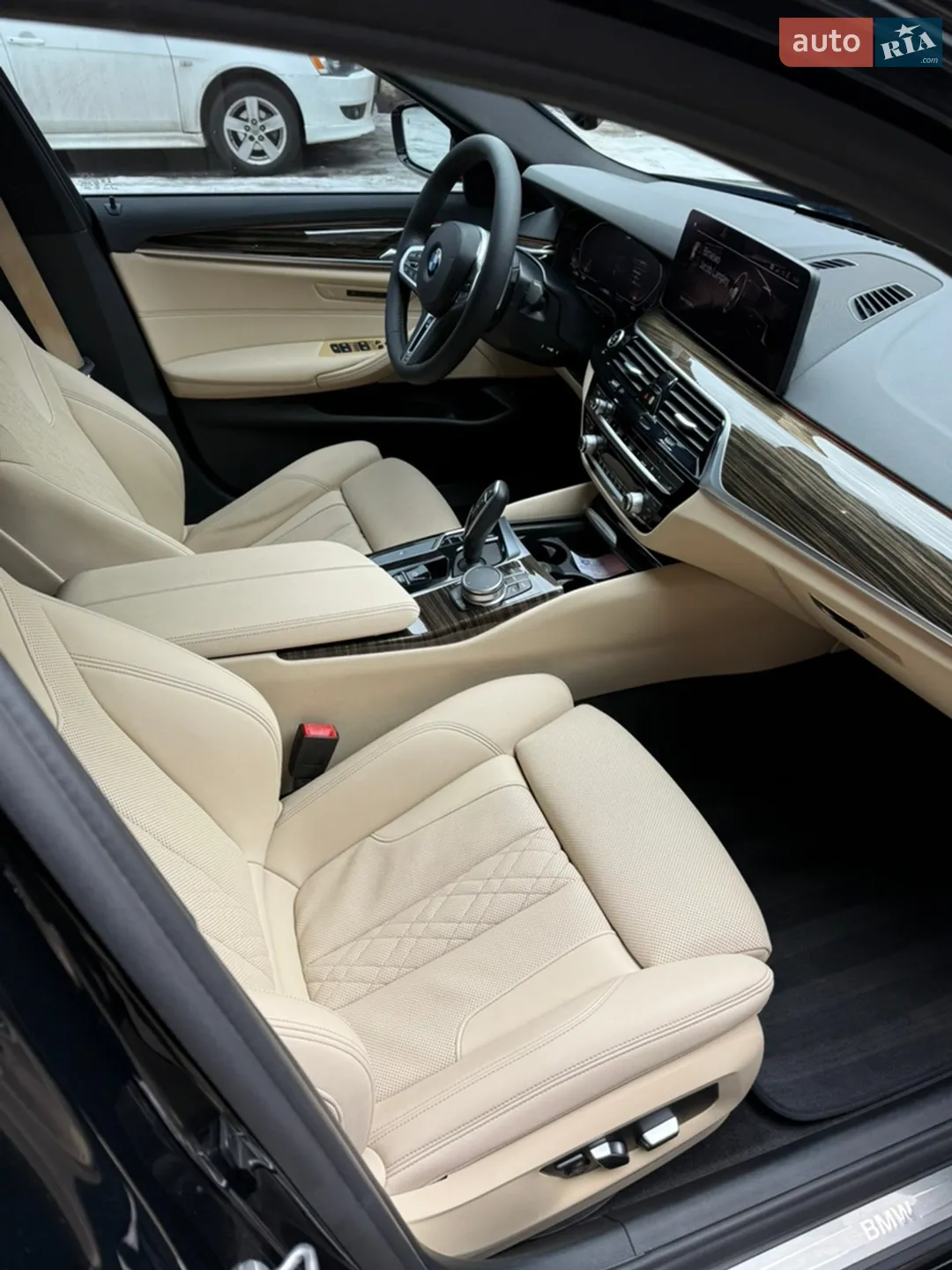 2020 BMW 5er - мініатюра 14