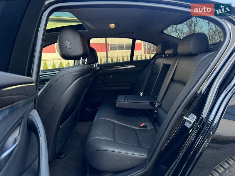 Седан BMW 5 Series 2015 в Луцьку
