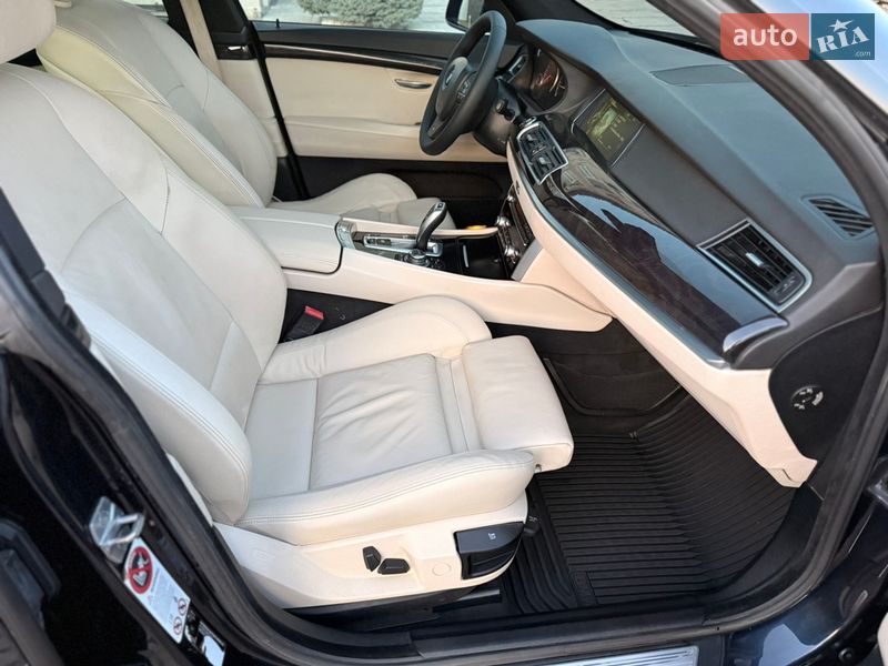 Лифтбек BMW 5 Series 2012 в Черновцах