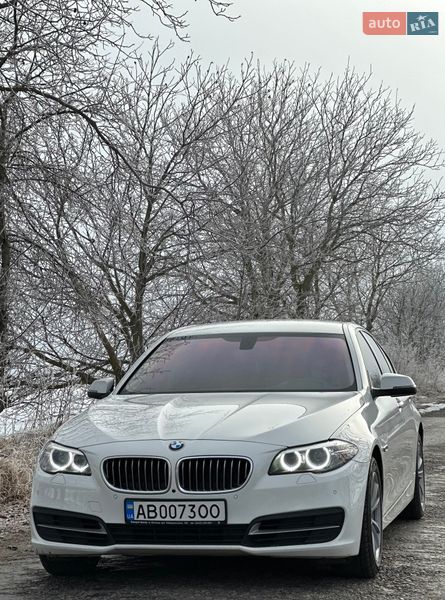 Седан BMW 5 Series 2014 в Тульчині