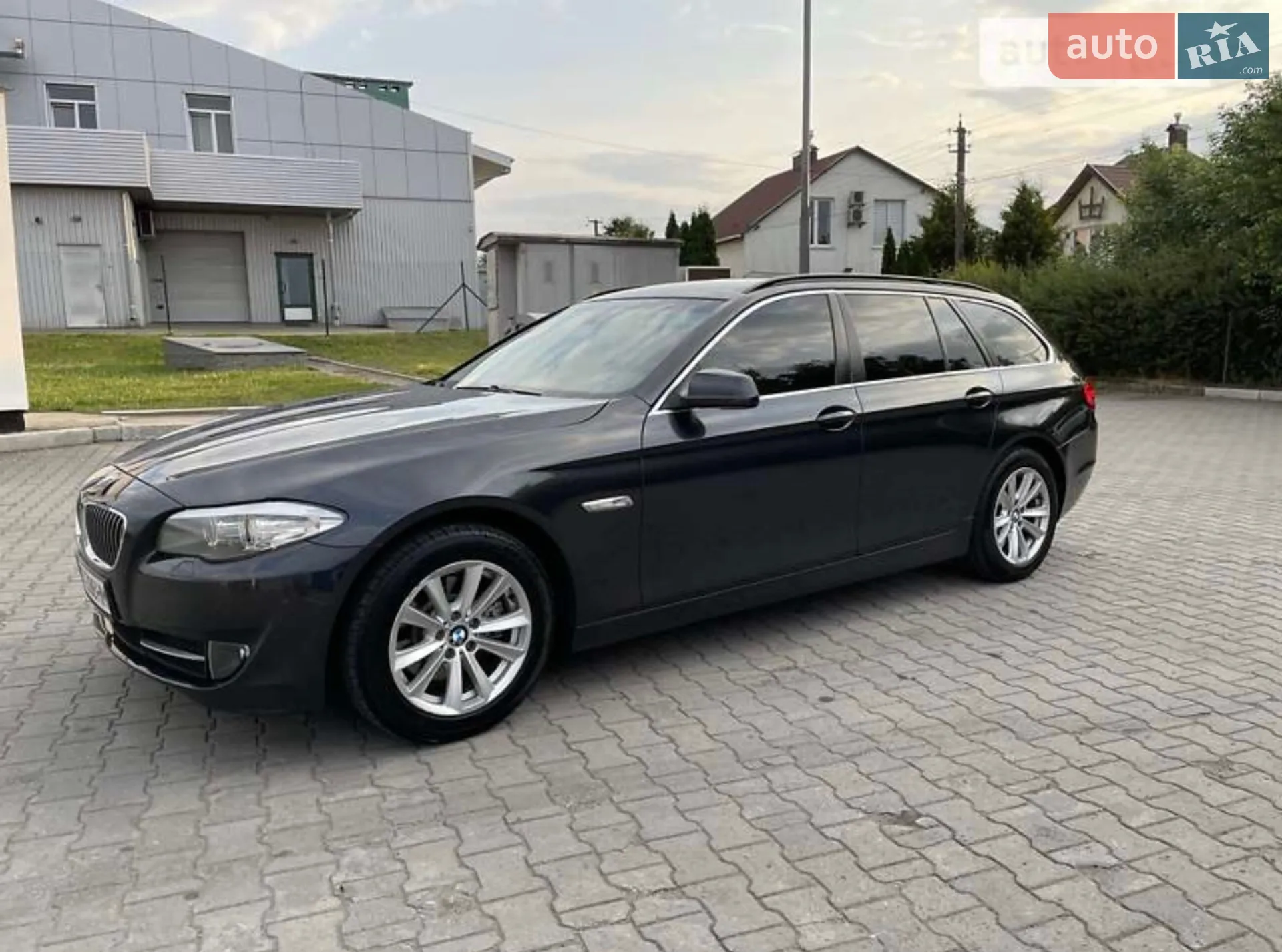 2010 BMW 5er - мініатюра 3