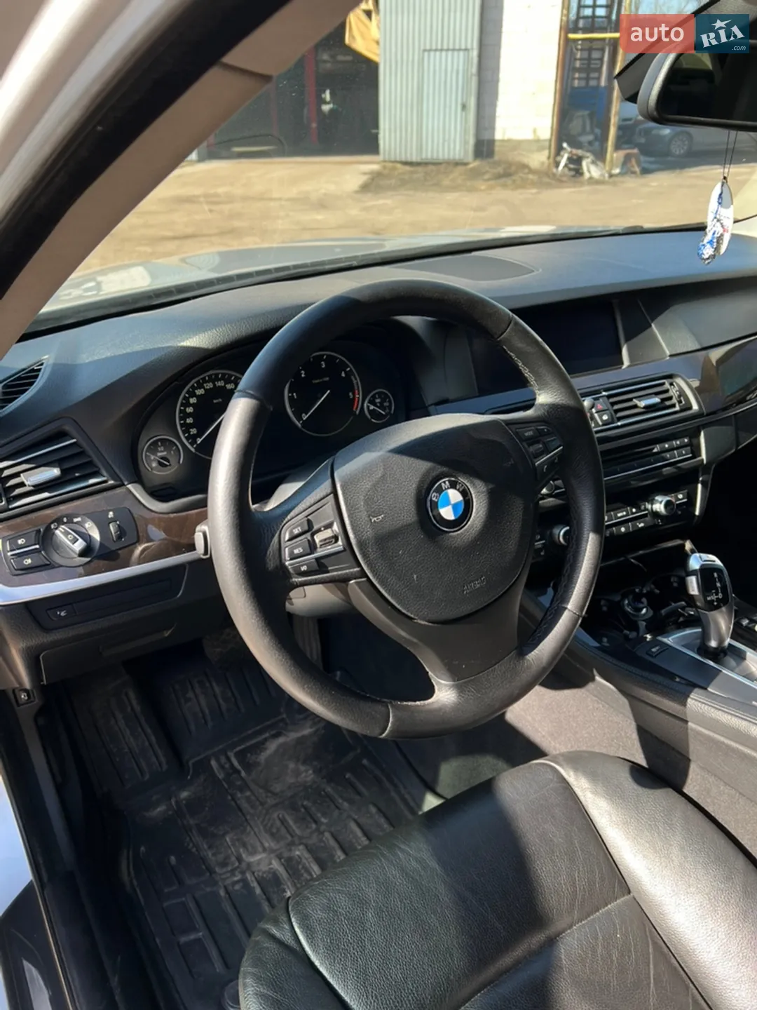 2011 BMW 5er - мініатюра 25