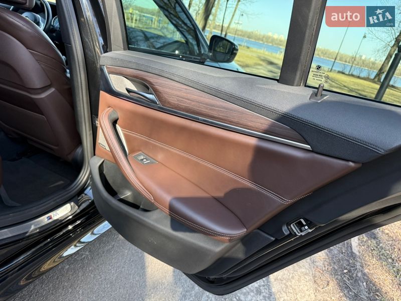 Седан BMW 5 Series 2017 в Киеве фото 45 Седан BMW 5 Series 2017 в Киеве