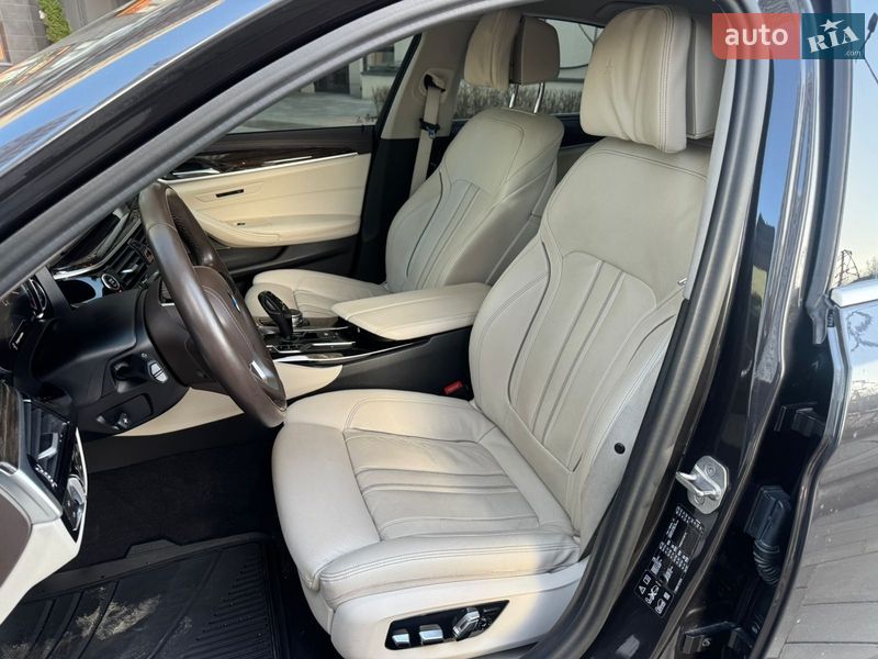 Седан BMW 5 Series 2016 в Киеве