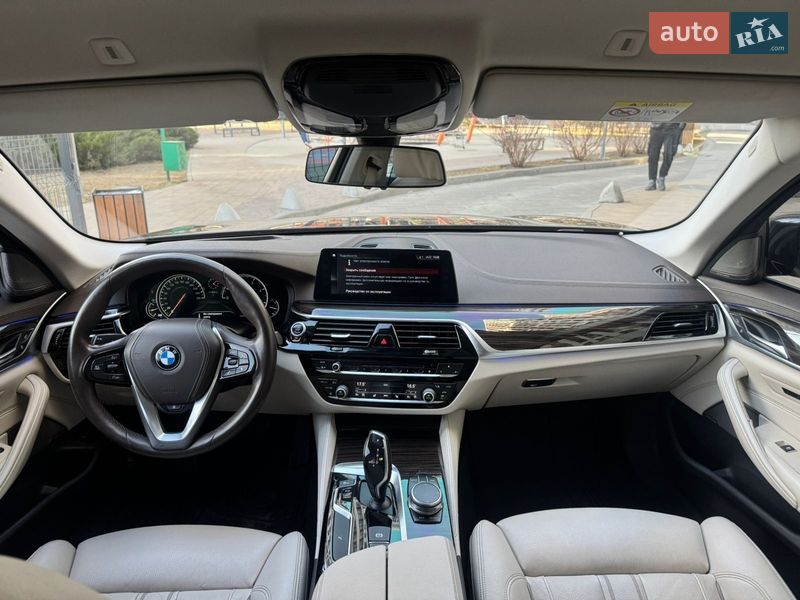 Седан BMW 5 Series 2016 в Киеве