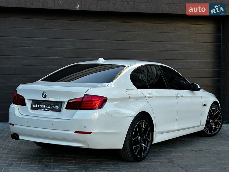 Седан BMW 5 Series 2012 в Миколаєві