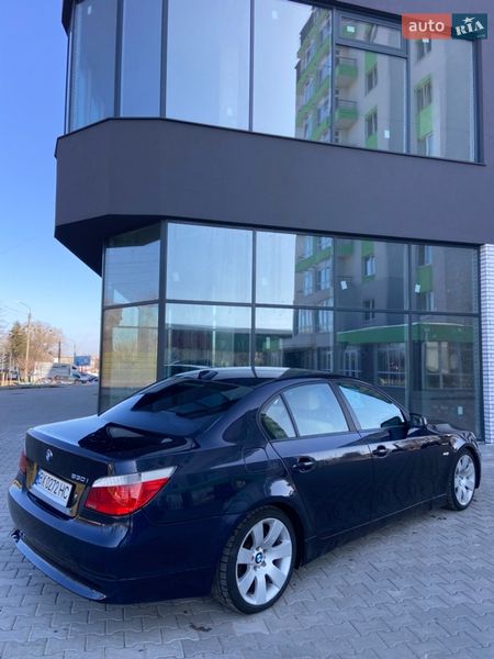 Седан BMW 5 Series 2004 в Хмельницком