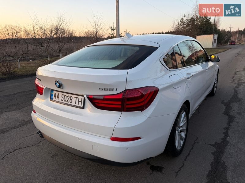 Седан BMW 5 Series 2017 в Киеве