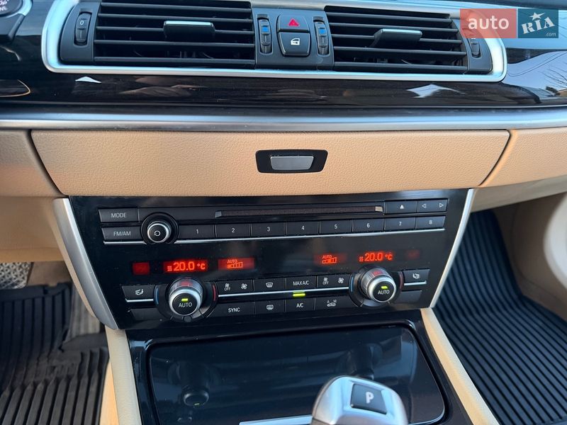 Седан BMW 5 Series 2017 в Киеве