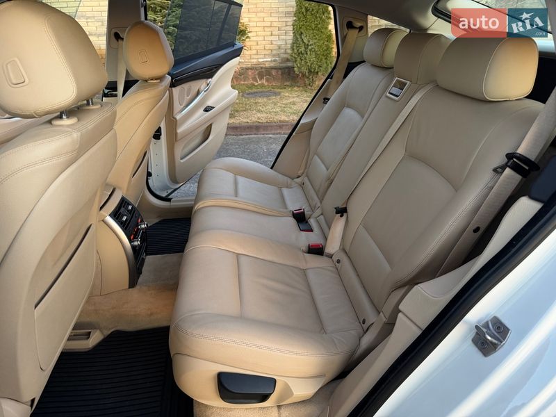 Седан BMW 5 Series 2017 в Киеве