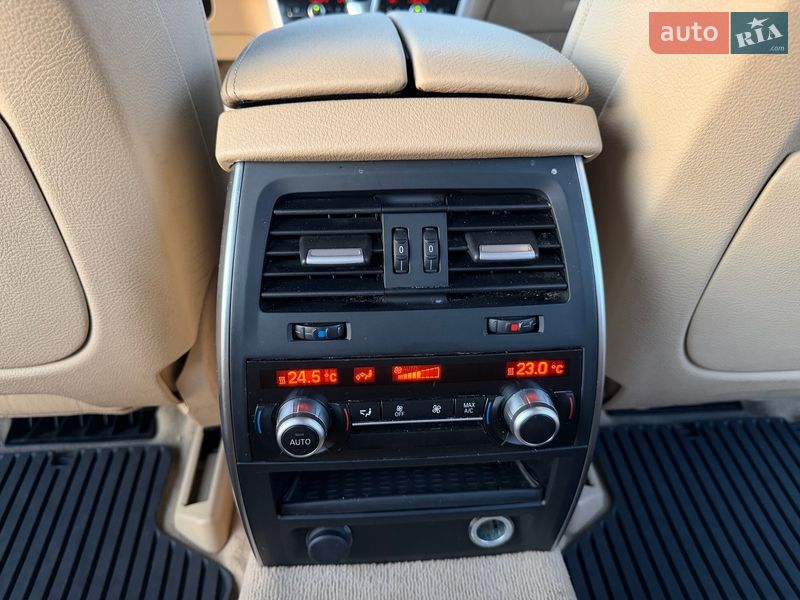 Седан BMW 5 Series 2017 в Киеве