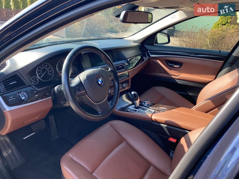 Седан BMW 5 Series 2011 в Стрые