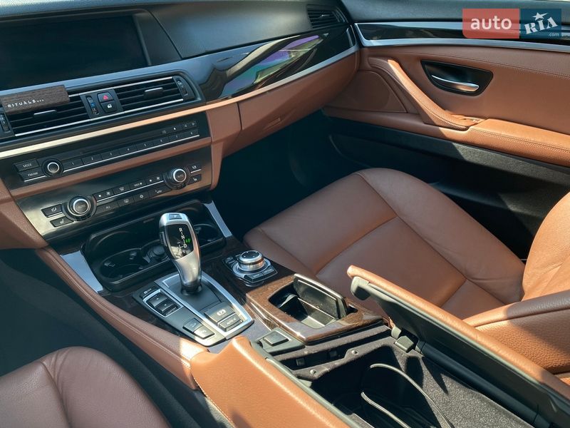 Седан BMW 5 Series 2011 в Стрые