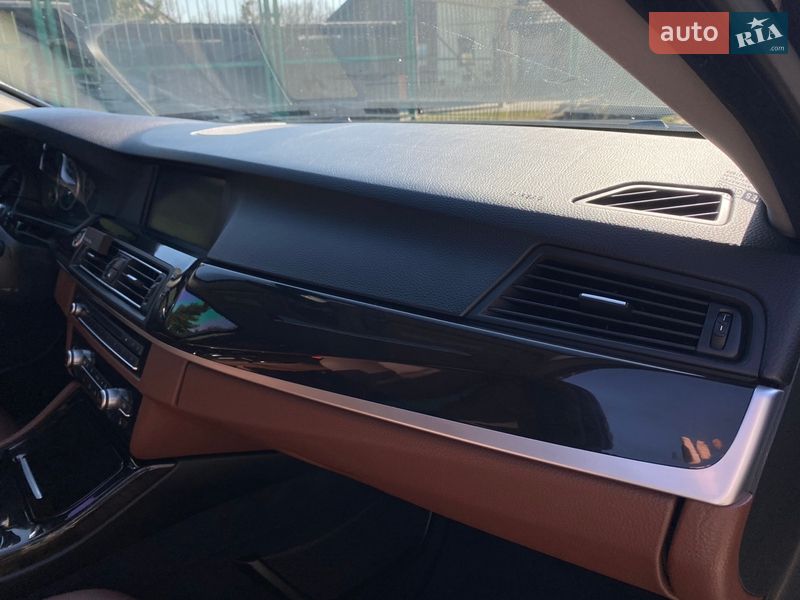 Седан BMW 5 Series 2011 в Стрые