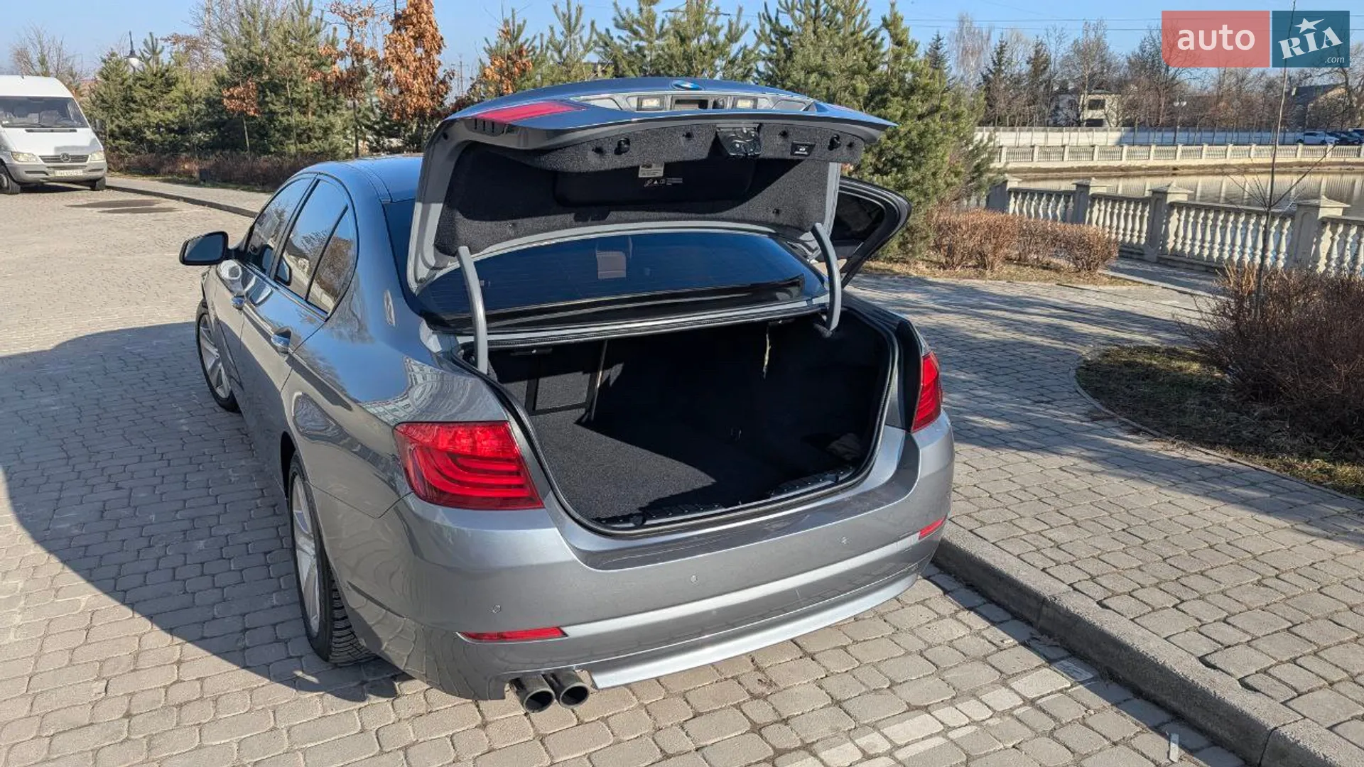2011 BMW 5er - мініатюра 8