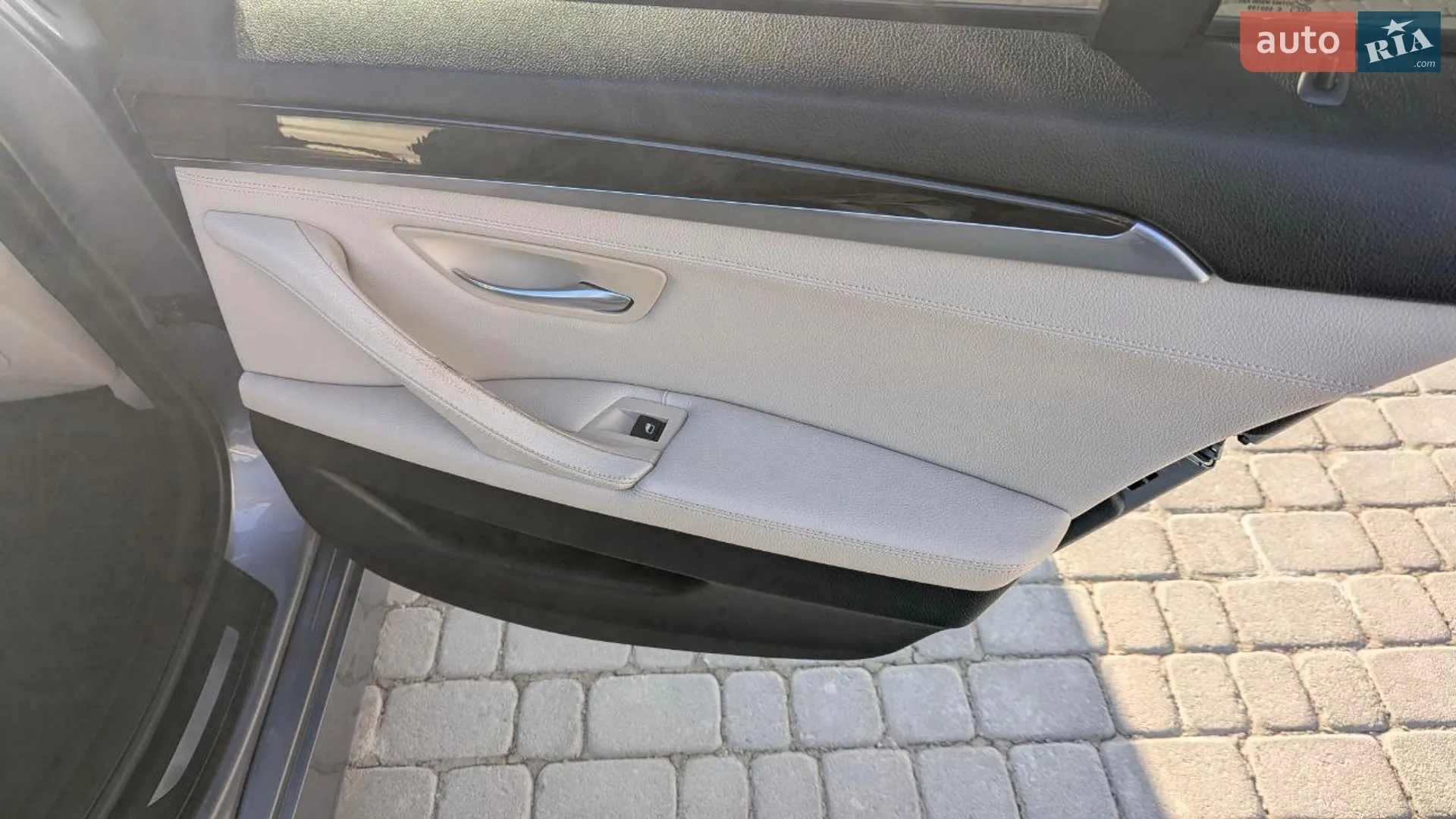 2011 BMW 5er - мініатюра 21